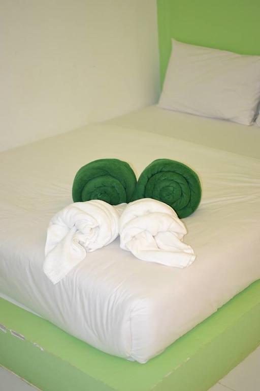 Pakgasri Guest House Koh Lanta Room photo